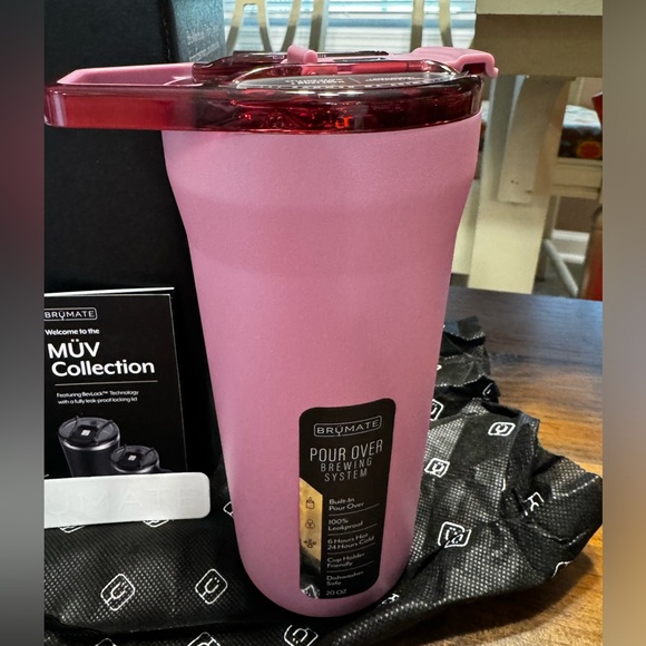 Brumate Pour Over in Açaí. 20oz. Brand New! - Picture 2 of 3
